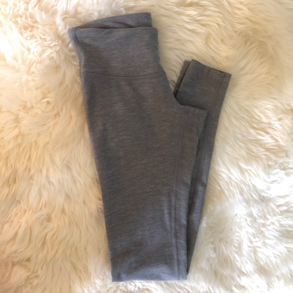 Lululemon leggings size 4